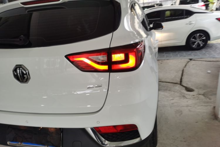 Used MG ZS 2017 1.5L Automatic Luxury Internet Edition