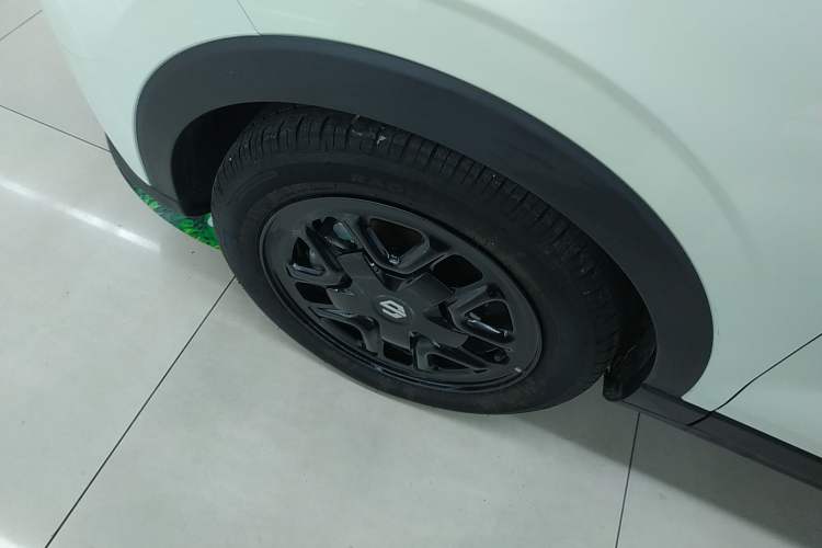 Used Leapmotor T03 2025 310 Comfort Edition Left Front Wheel Hub