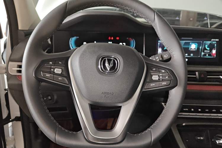 Used CHANGAN CS55PLUS 2020 1.5T Automatic Colorful Model Steering Wheel