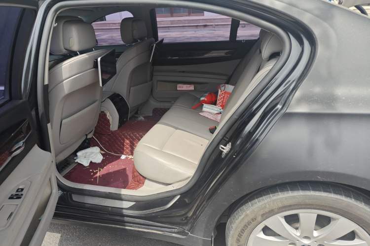 Used BMW 7 Series 2011 730Li Elegant Model Left Rear Seat