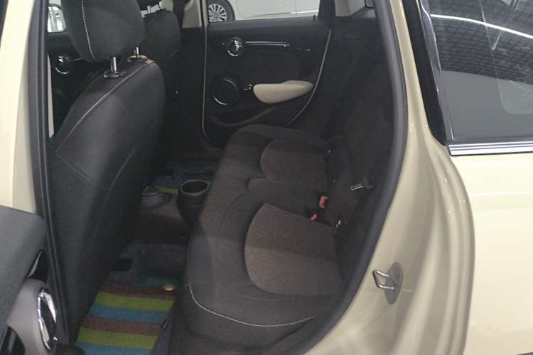 Used MINI 2019 1.5T ONE PLUS Five-Door Edition
