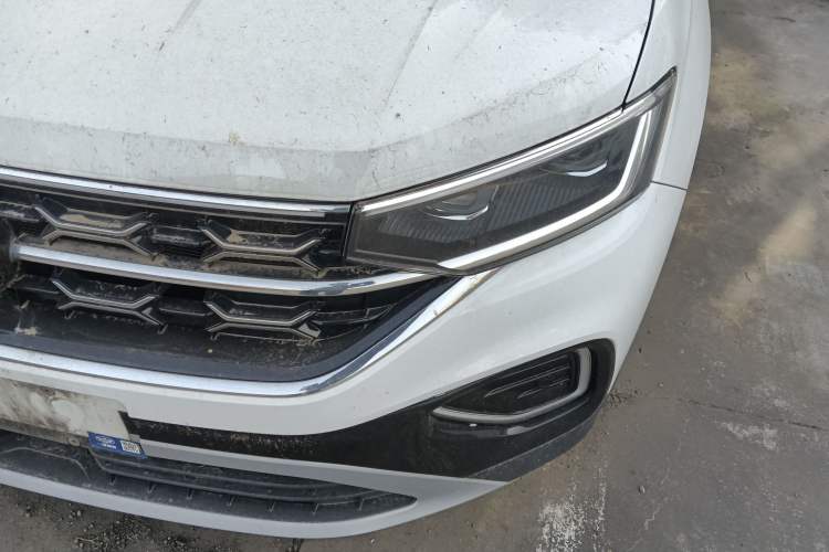 Used Volkswagen Tayron 2023 300TSI Two-Wheel-Drive Luxury Plus Advanced Edition
