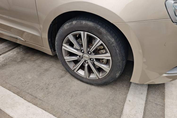 Used Geely Auto Emgrand GT 2016 1.8T Comfort Model