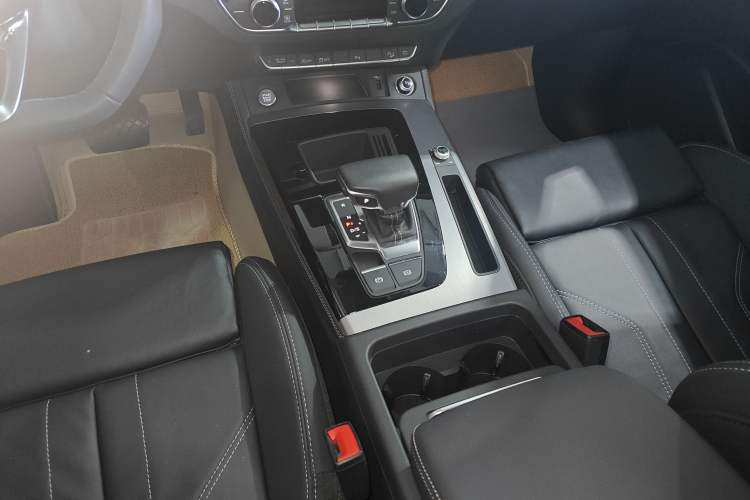 Used Audi Q5L 2024 40 TFSI Fashion Dynamic Model