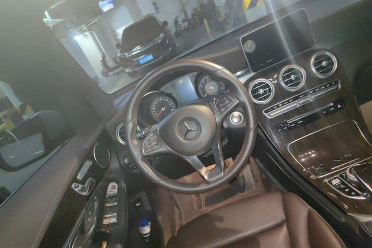 Used Mercedes-Benz GLC 2016 GLC 260 4MATIC Dynamic Edition