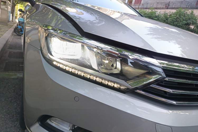 Used Volkswagen Magotan 2017 330TSI DSG Luxury Model