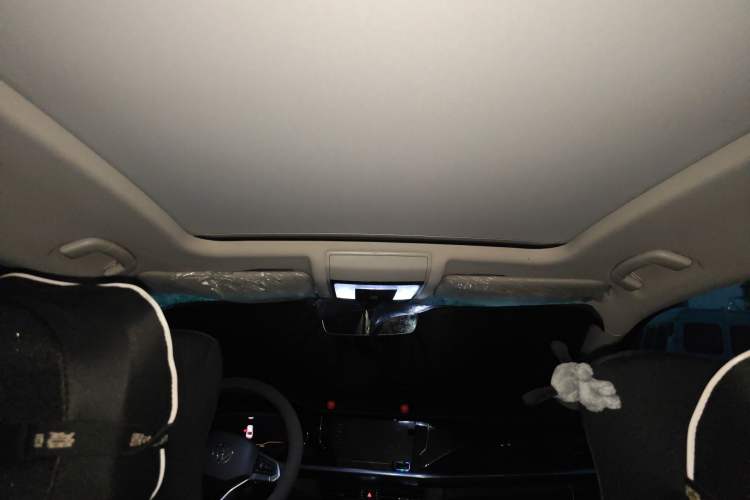 Used Volkswagen Passat 2025 Outstanding Model 330TSI Elite Edition
