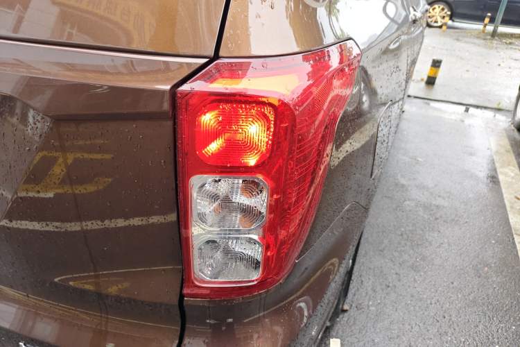Used Wuling Hongguang 2021 1.5L Facelift S Comfort Version Hydraulic Power Steering LAR Right Rear Taillight