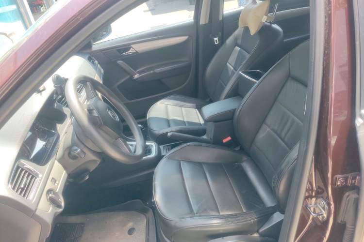 Used Volkswagen Lavida 2013 Revised Version 1.4 TSI Manual Comfort Edition
