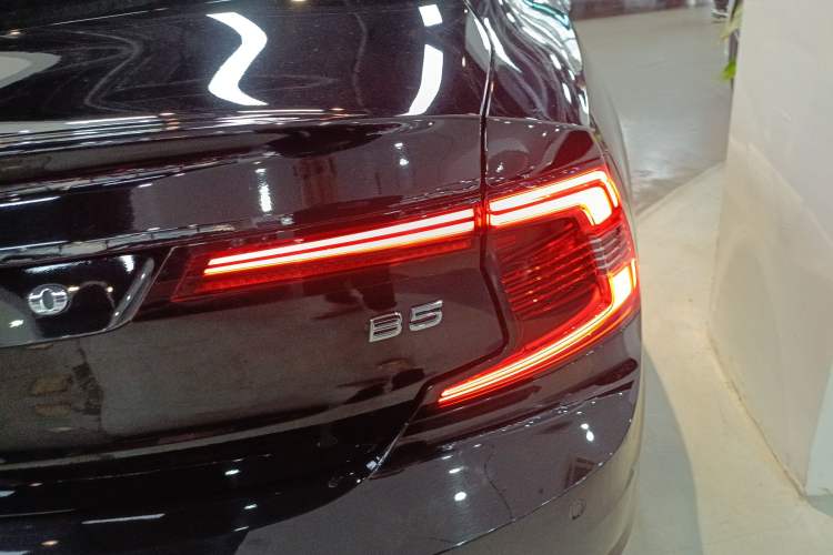 Used Volvo S90 2024 B5 Zhiyuan Luxury Edition
