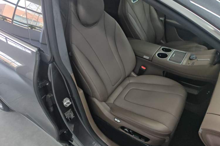 Used Hima Luxeed R7 2025 Range-Extended Version 251 km Max