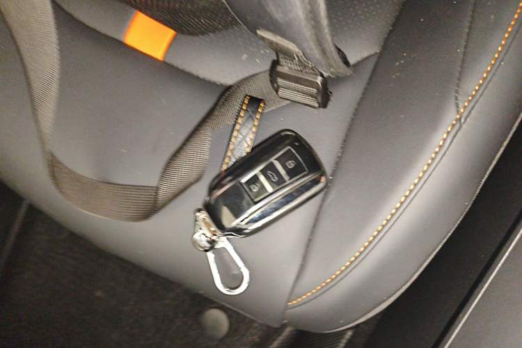 Used Dongfeng Aeolus Yixuan 2023 Mach Edition 1.5L Automatic Chasing Shadow Version Interior 1