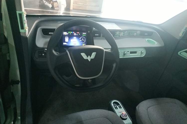 Used Wuling Hongguang MINIEV 2021 Macaron Fashion Edition Lithium-Ion Battery