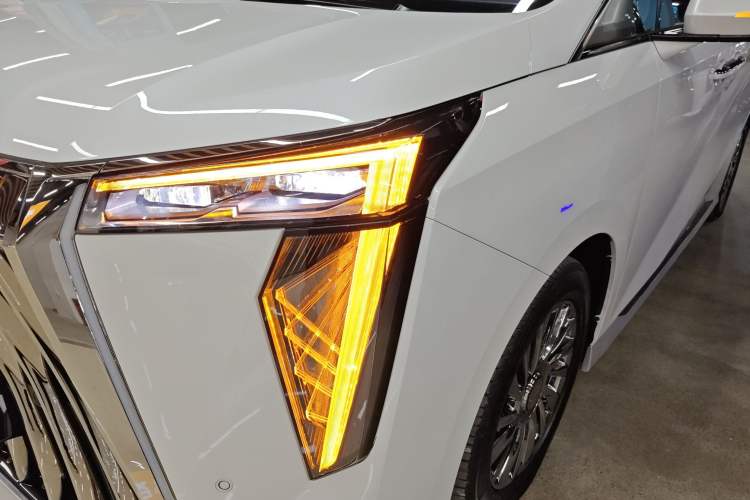 Used GAC Trumpchi M8 2023 Zongshi Series 400T Flagship Edition