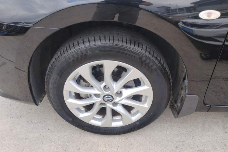 Used Nissan Sylphy 2021 Classic 1.6XL CVT Luxury Edition Exterior 4