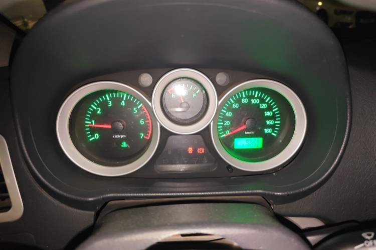 Used Foton MP-X E 2016 2.0L Express Edition 4G63 Instrument Cluster