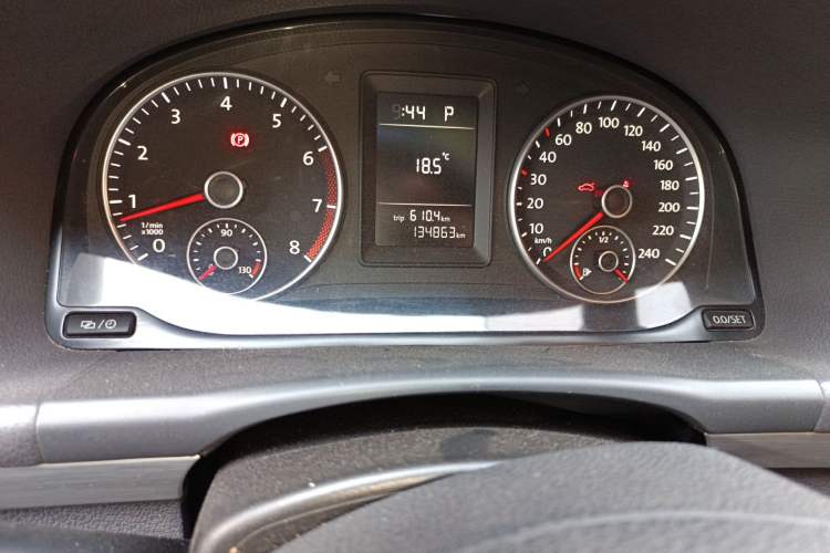 Used Volkswagen Touran 2015 1.4T DSG Comfort Edition 5 Seats
