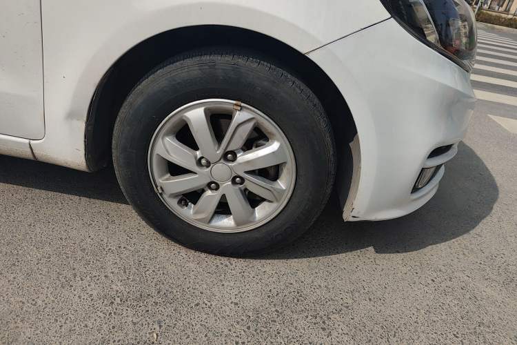 Used Kia K2 2015 Sedan 1.4L MT GLS
