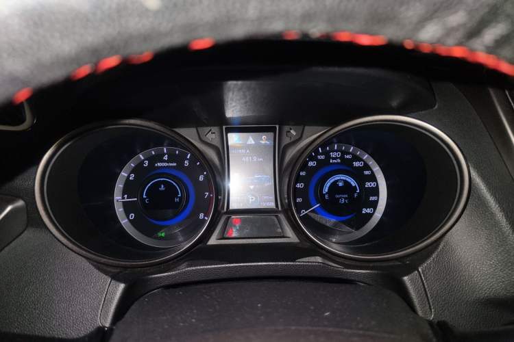 Used Changan CS75 2014 1.8T Automatic Elite Version China V Standard