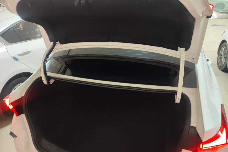 Used Buick Verano 2023 Pro GS Hunter Wind Edition