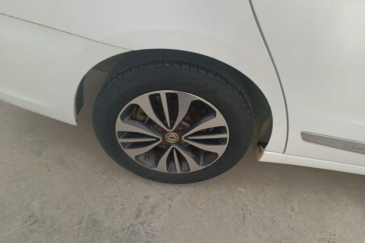 Used Dongfeng Aeolus A60 2016 1.6L Automatic Luxury Model