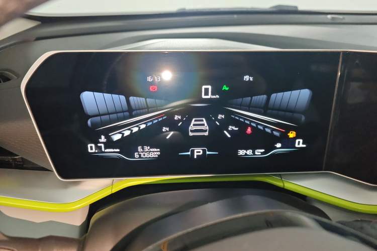 Used Geely Auto Coolray 2023 Bin Yue COOL 1.5TD DCT Champion Edition
