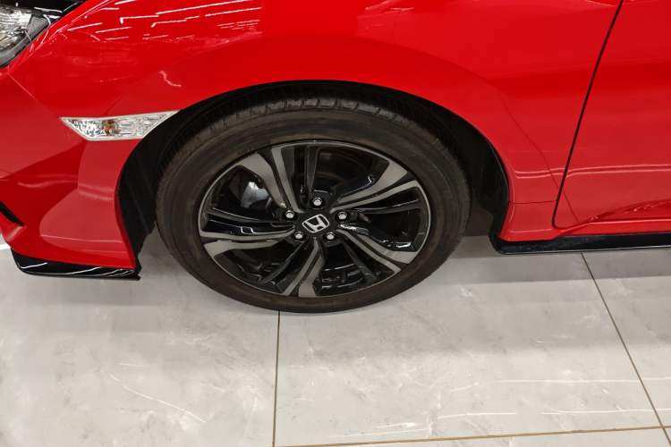 Used Honda Civic 2021 HATCHBACK 220TURBO CVT Trendy Cool Edition