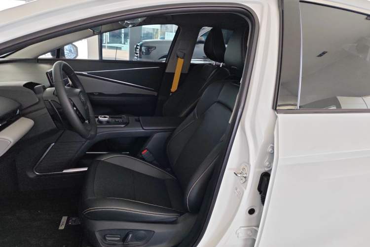 Used Toyota bZ5 2025 Model 550 PRO Smart Driving Edition
