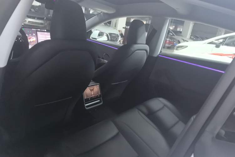 Used Tesla Model 3 2025 Rear-Wheel-Drive Version
