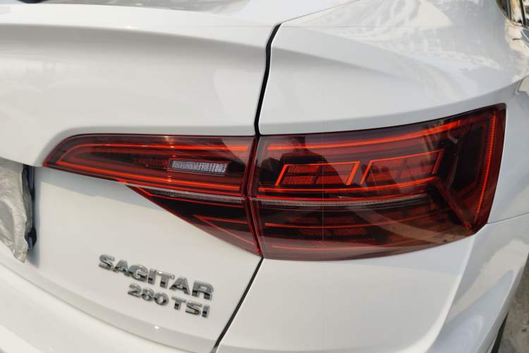 Used Volkswagen Sagitar 2021 280TSI DSG Excellence Edition Right Rear Taillight