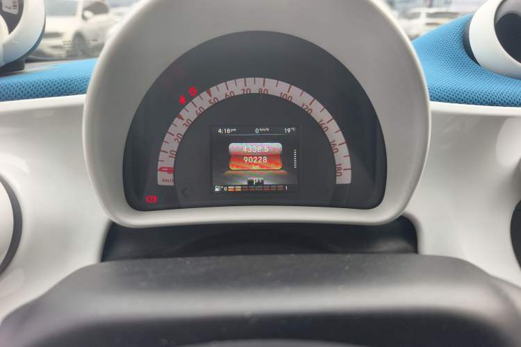 Used smart forfour 2016 0.9T 66 kW Ultimate Edition