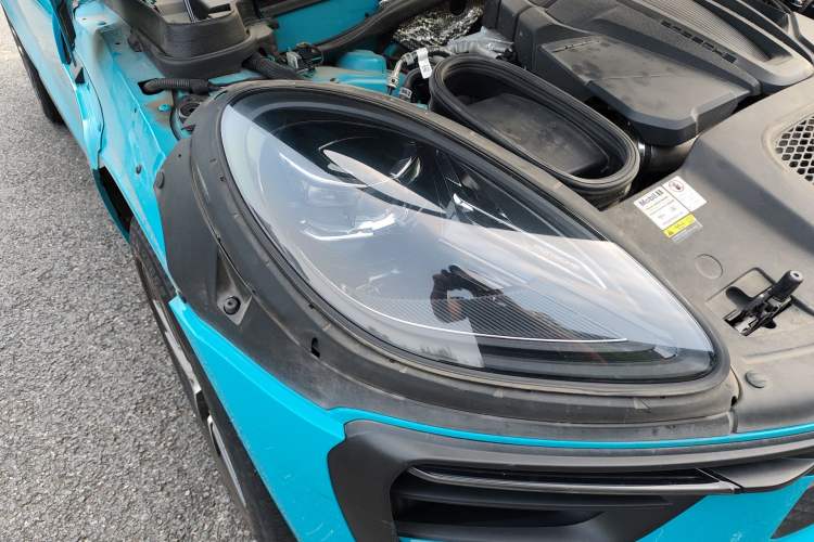 Used Porsche Macan 2022 Macan S 2.9T Right Front Headlight