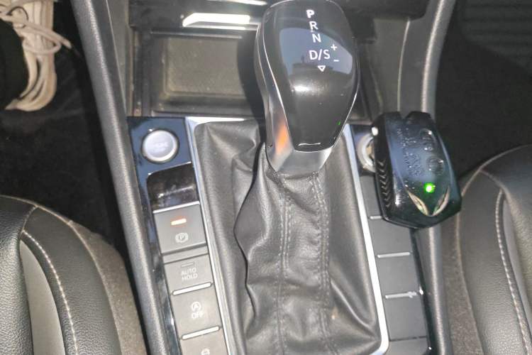 Used Volkswagen Sagitar 2019 280TSI DSG Comfort Version China VI Standard Gear Lever