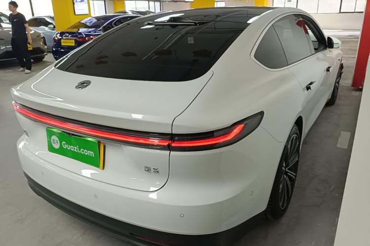 Used Nio ET7 2024 75 kWh Executive Edition
