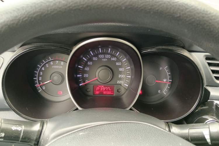 Used Kia K2 2015 Sedan 1.4L Automatic GLS
