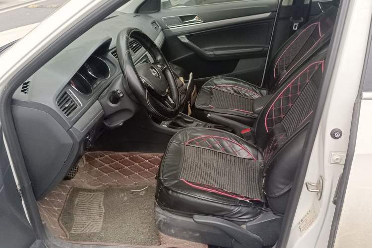 Used Volkswagen Lavida 2017 1.6L Automatic Comfort Edition