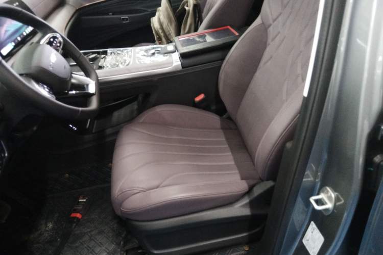 Used Chery Tiggo 9 C-DM 2025 1.5T 106KM Enjoy Edition 7 Seats Lithium Iron Phosphate
