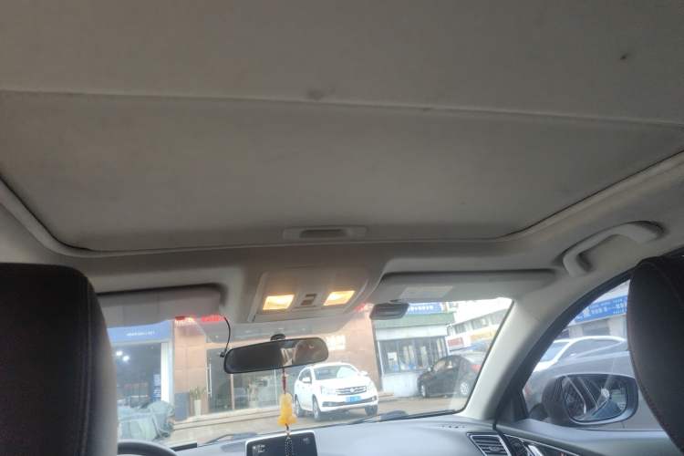 Used Mazda 3 Axela 2016 Sedan 1.5L Automatic Luxury Model Headliner