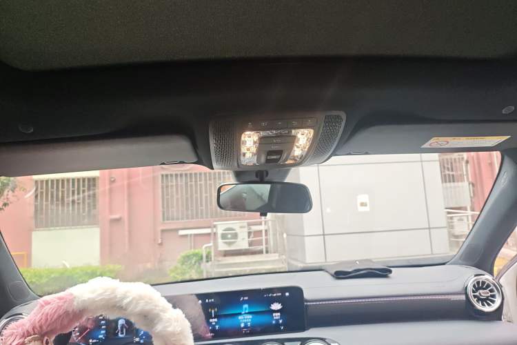 Used Mercedes-Benz A-Class 2022 Revised Version A 200 L Sport Sedan Fashionable Style Headliner