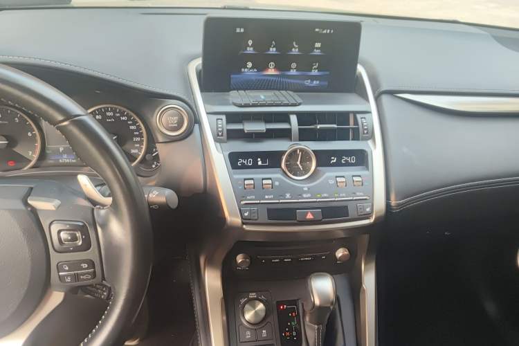Used Lexus NX 2020 200 All-Wheel Drive Fēngshàng Version China VI Standard
