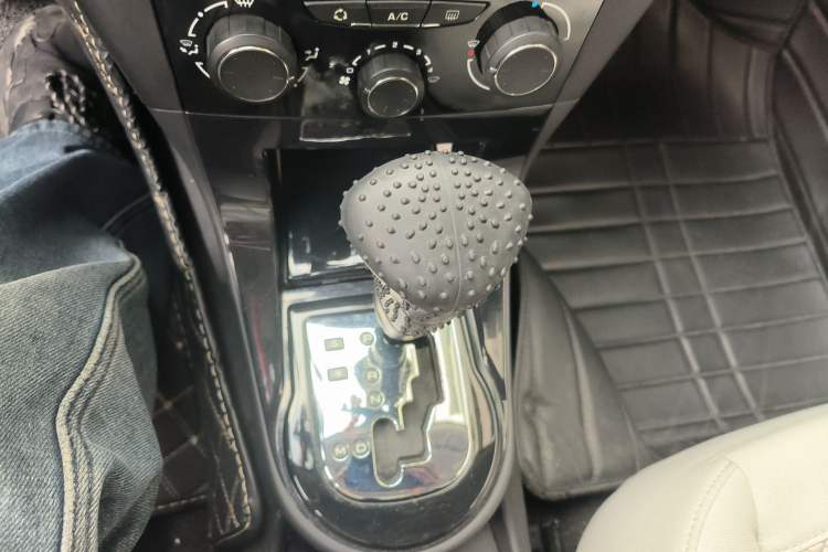 Used Citroen C-Quatre 2013 Sedan 1.6L Automatic Prestige Model Gear Lever