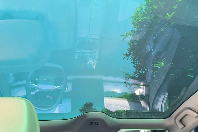 Used Geely Galaxy 8 2025 130km EM-i Prestige Edition Headliner