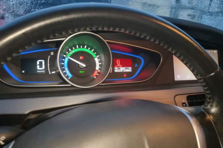 Used Roewe e550 2016 Deluxe Edition
