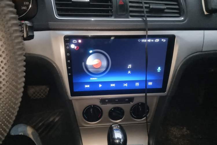 Used Volkswagen Lavida 2013 Revised Version 1.4 TSI DSG Comfort Edition Audio And AC Panel