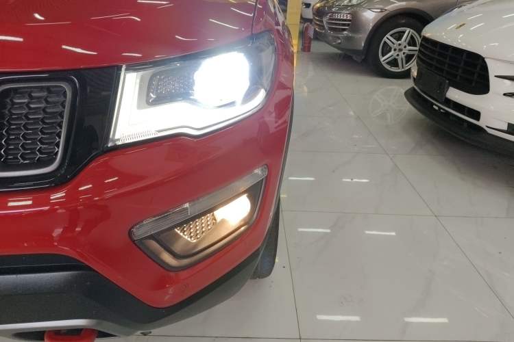 Used Jeep Compass 2017 200TS Automatic High-Performance All-Wheel Drive Edition
