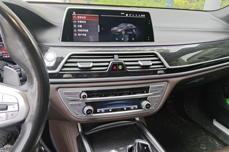 Used BMW 7 Series 2019 Restyled 740Li Leading Edition M Sport Package Audio And AC Panel