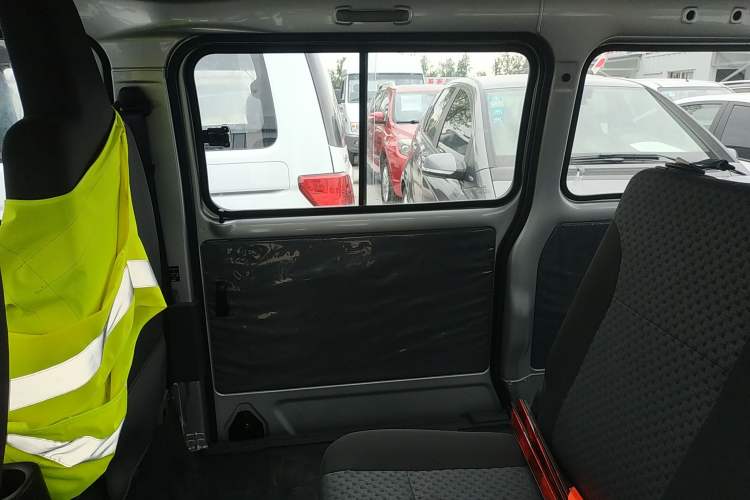Used Wuling Zhiguang 2023 1.5L Practical Version 5/7 Seats
