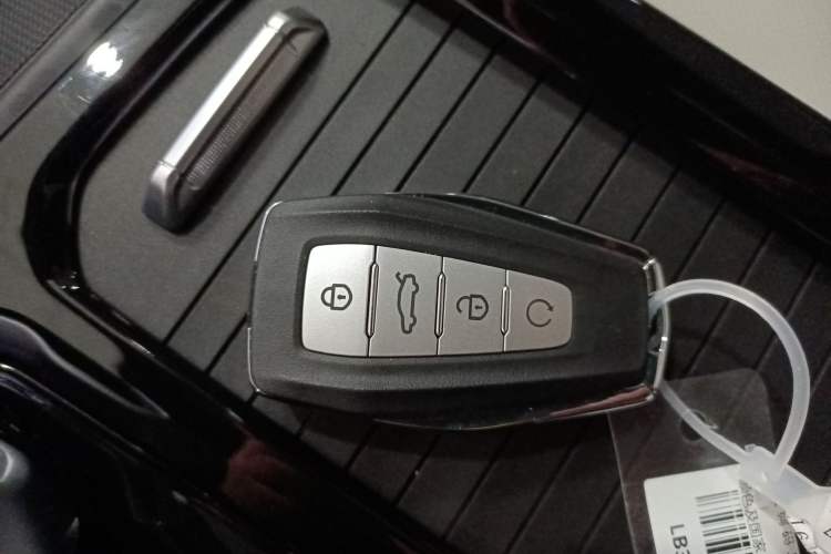 Used Geely Auto Emgrand X7 Sport 2023 Boyue COOL 1.5TD ZhiZun Edition