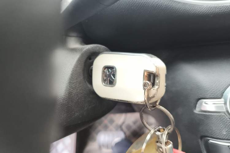 Used Peugeot 308S 2015 1.2T Automatic Jingchi Edition Vehicle Key