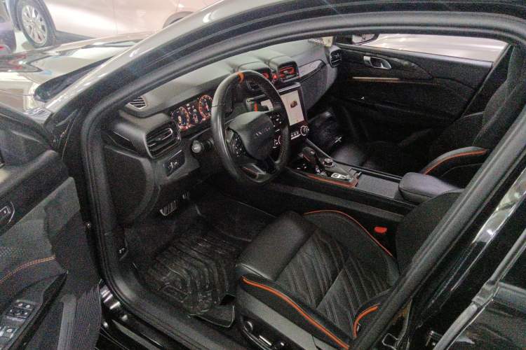 Used Lynk & Co 02 Hatchback 2021 2.0TD Halo Driving Control Kit Edition